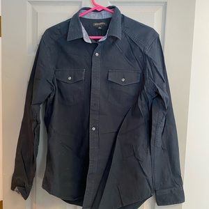Men’s banana republic button down shirt. Size medium. EUC